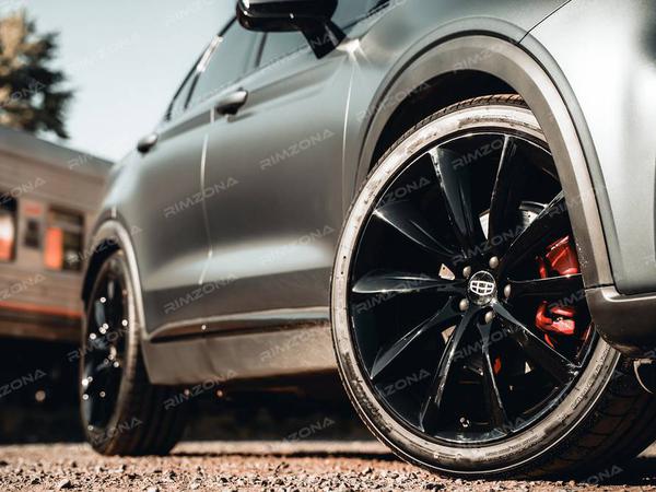 GEELY Tugella на кованых дисках в стиле Tesla X R21 - Фото № 5