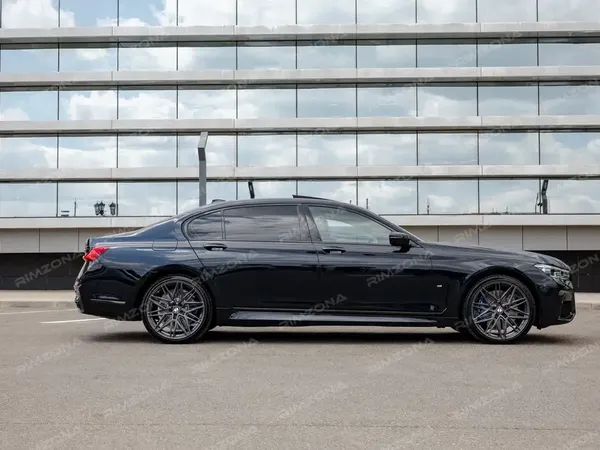 BMW 7 SERIES НА КОВАНЫХ ДИСКАХ В СТИЛЕ VOSSEN HF-7 R21 - Фото № 7
