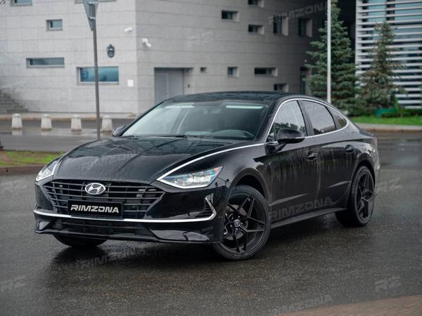 HYUNDAI SONATA НА ЛИТЫХ ДИСКАХ В СТИЛЕ HRE FF11 R19 - Фото № 1