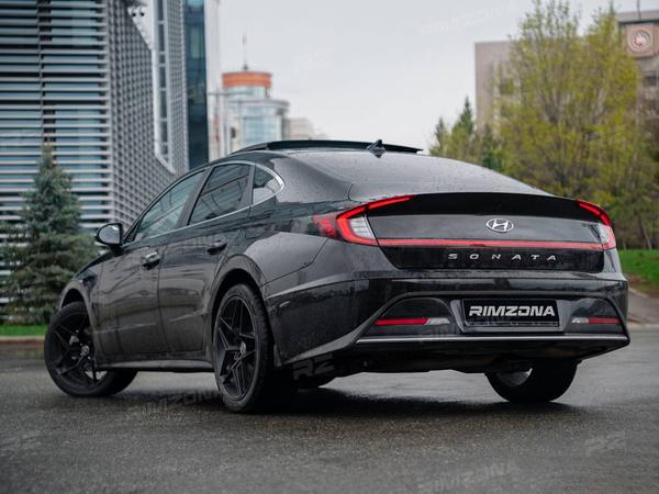 HYUNDAI SONATA НА ЛИТЫХ ДИСКАХ В СТИЛЕ HRE FF11 R19 - Фото № 7