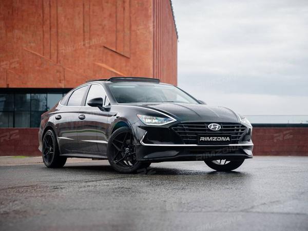 HYUNDAI SONATA НА ЛИТЫХ ДИСКАХ В СТИЛЕ HRE FF11 R19 - Фото № 2