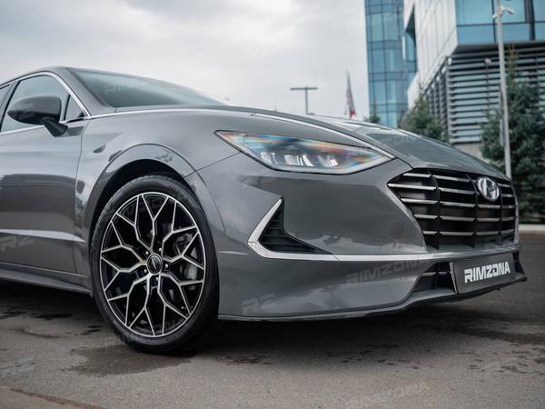 HYUNDAI SONATA НА ЛИТЫХ ДИСКАХ В СТИЛЕ SAKURA WHEELS YA9547 R19 - Фото № 5