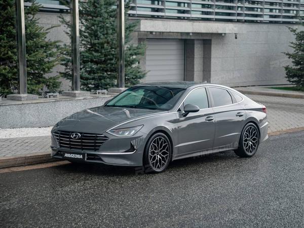 HYUNDAI SONATA НА ЛИТЫХ ДИСКАХ В СТИЛЕ SAKURA WHEELS YA9547 R19 - Фото № 9