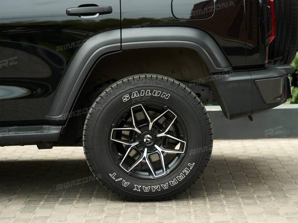 TANK 300 НА ЛИТЫХ ДИСКАХ В СТИЛЕ FUEL FLEX R17 - Фото № 3