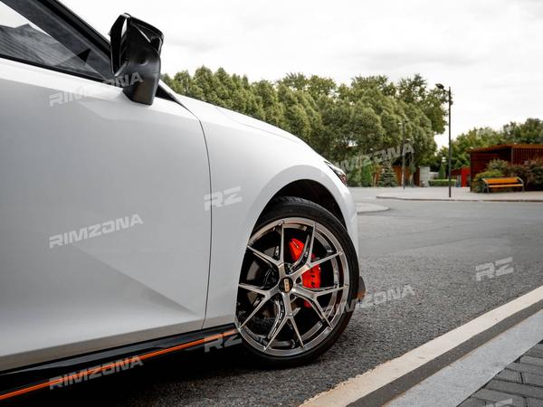 CHANGAN UNI-V НА ЛИТЫХ ДИСКАХ BBS CI-R R18 - Фото № 3