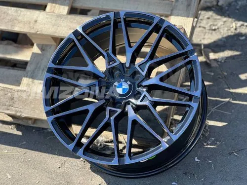 Литой диск В стиле BMW 818m Style R19 8.5/9.5J 5x120 ET35/38 dia 72.6
