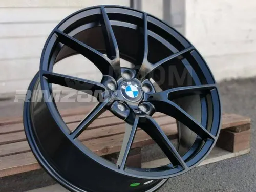 Литой диск В стиле BMW BLI3292 R18 8J 5x120 ET35 dia 72.6