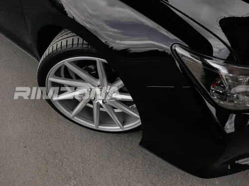 Литой диск В СТИЛЕ VOSSEN CVT R19 8.5J 5x114.3 ET35 dia 73.1 - Фото вживую на авто №4