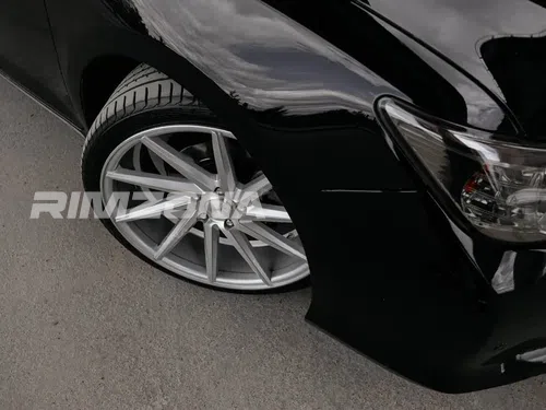 Литой диск В СТИЛЕ VOSSEN CVT R16 6J 4x100 ET35 dia 73.1 - Фото вживую на авто №4