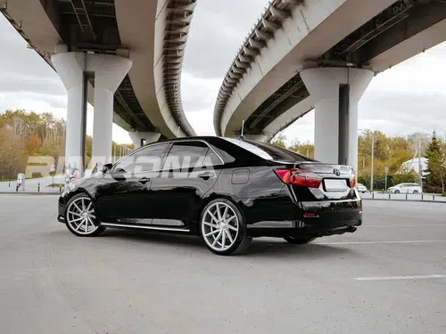 Литой диск В СТИЛЕ VOSSEN CVT R16 6J 4x100 ET35 dia 73.1 - Фото вживую на авто №5
