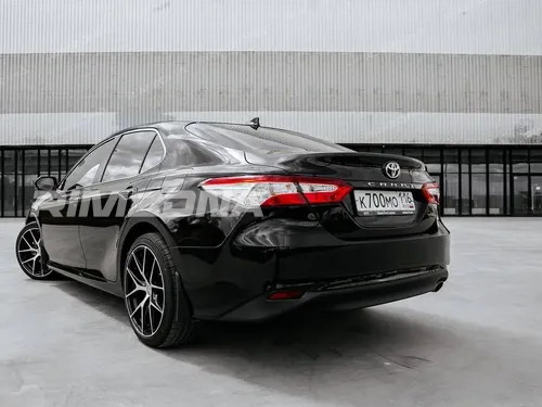Литой диск HRE P101 R18 8J 5x100 ET35 dia 57.1 - Фото вживую на авто №8