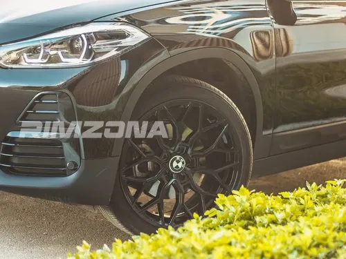 Литой диск В СТИЛЕ VOSSEN HF2 R18 8J 5x114.3 ET35 dia 73.1 - Фото вживую на авто №4