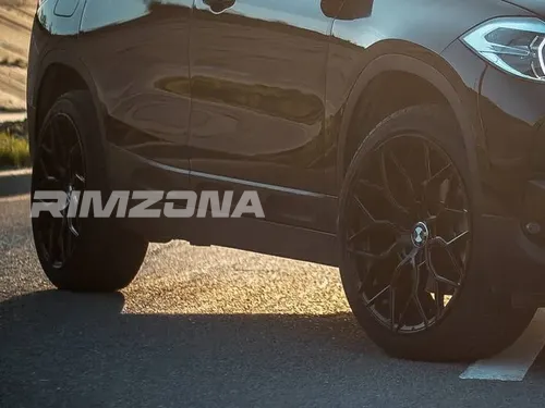Литой диск В СТИЛЕ VOSSEN HF2 R18 8J 5x114.3 ET35 dia 73.1 - Фото вживую на авто №6