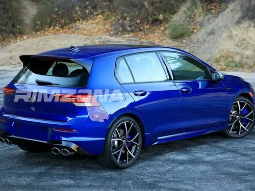 Литой диск В стиле Volkswagen R-line R19 8J 5x112 ET38 dia 57.1 - Фото вживую на авто №8