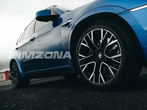 Литой диск В стиле BMW 809 style R22 10.5J 5x112 ET43 dia 66.6 - Фото вживую на авто №4