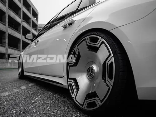 Кованый диск В стиле Mercedes Monoblock Forged R22 9.5/11.5J 5x112 ET45/47 dia 66.6 - Фото вживую на авто №4