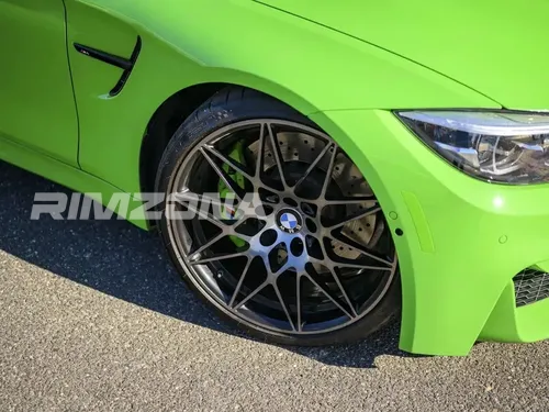 Литой диск В стиле BMW 666M Style R19 8.5/9.5J 5x112 ET30/38 dia 66.6 - Фото вживую на авто №4