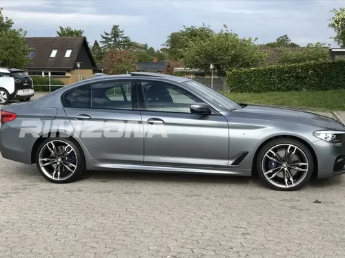 Литой диск В стиле BMW 668 Style R18 8.5J 5x120 ET33 dia 72.6 - Фото вживую на авто №2