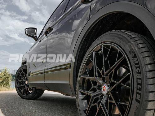 Литой диск HRE FF10 R18 8J 5x112 ET35 dia 66.6 - Фото вживую на авто №8