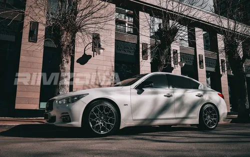 Литой диск HRE FF10 R17 7.5J 5x108 ET38 dia 73.1 - Фото вживую на авто №3