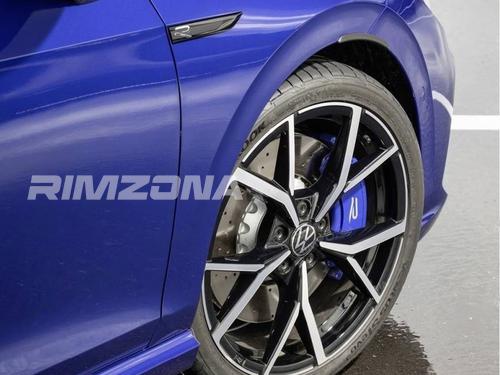 Литой диск В стиле Volkswagen R-line R19 8J 5x112 ET38 dia 57.1 - Фото вживую на авто №4