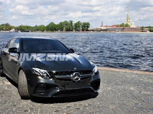 Литой диск В стиле Mercedes AMG 7 Double Spoke R18 8.5J 5x112 ET40 dia 66.6 - Фото вживую на авто №2