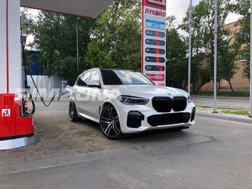 Литой диск В стиле BMW 742 style R20 10/11J 5x120 ET40/37 dia 74.1 - Фото вживую на авто №3