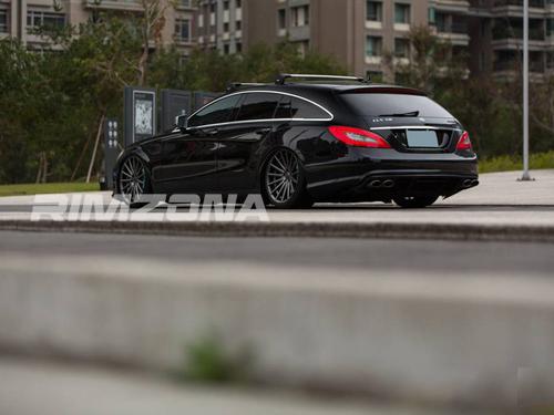 Литой диск В СТИЛЕ VOSSEN VFS2 R16 7J 4x100 ET35 dia 73.1 - Фото вживую на авто №2