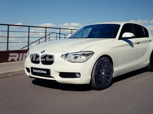 Литой диск В стиле BMW 1000m Style R20 8.5/9.5J 5x112 ET25/40 dia 66.6 - Фото вживую на авто №2