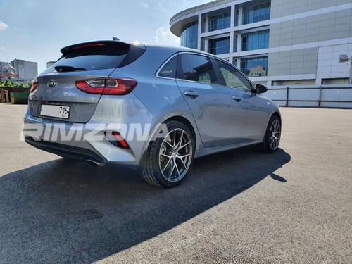 Литой диск HRE P101 R17 7.5J 4x100 ET42 dia 73.1 - Фото вживую на авто №4