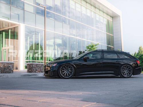 Литой диск В СТИЛЕ VOSSEN HF2 R18 8J 5x114.3 ET35 dia 67.1 - Фото вживую на авто №4