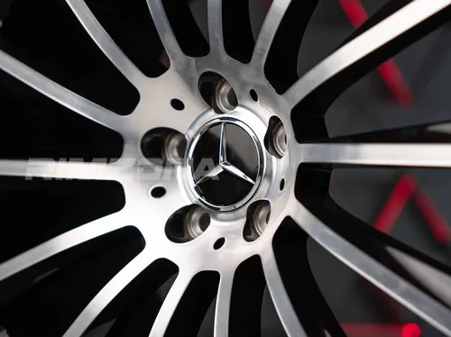 Литой диск В стиле Mercedes AMG 14 SPOKE R19 8.5J 5x112 ET35 dia 66.6 - Фото вживую №6