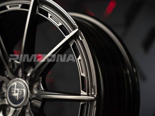 Литой диск VORSTEINER VFX-001 R18 8J 5x112 ET35 dia 66.6 - Фото вживую №4