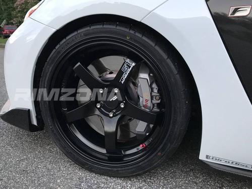 Литой диск ADVAN GT R17 7.5J 4x100 ET38 dia 73.1 - Фото вживую на авто №3