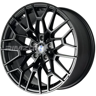 Литой диск В стиле BMW 827m Style R18 8J 5x120 ET35 dia 72.6