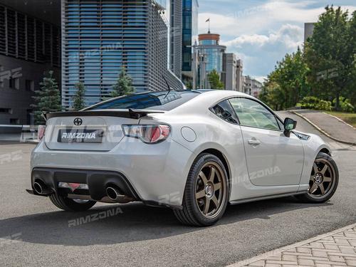 Литой диск RAYS TE37SL R17 8J 4x100 ET35 dia 73.1 - Фото вживую на авто №9
