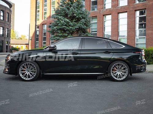 Литой диск VORSTEINER LK013 R18 8J 5x114.3 ET35 dia 73.1 - Фото вживую на авто №6