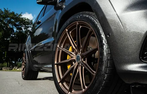 Литой диск HRE P104SC R19 8.5J 5x108 ET35 dia 73.1 - Фото вживую на авто №4