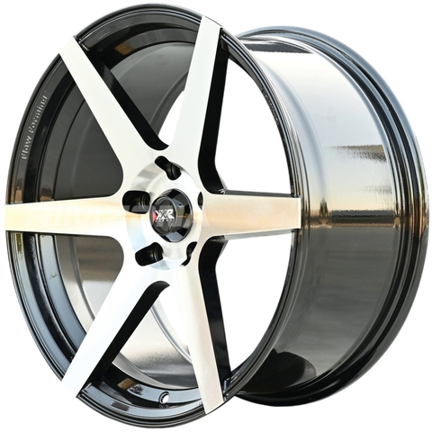 Литой диск SHOGUN A2 R18 8.5J 5x114.3 ET30 dia 73.1