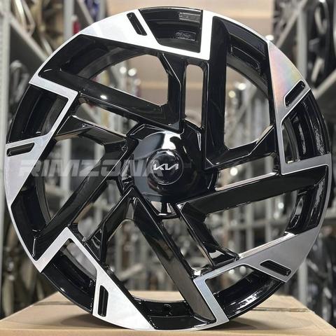 Литой диск В СТИЛЕ KIA K5 R18 7.5J 5x114.3 ET51 dia 67.1