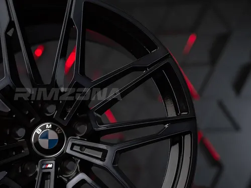 Литой диск В стиле BMW 825 STYLE R19 8J 5x112 ET25 dia 66.6 - Фото вживую №6